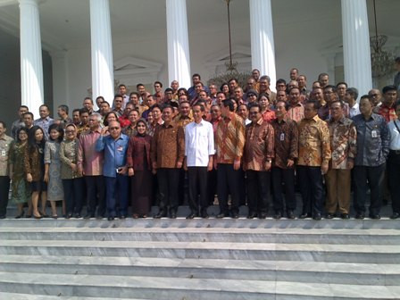 Jokowi Ajak Ahok Berkeliling Istana