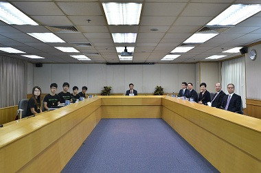 Hasil Dialog Hong Kong Kurang Memuaskan