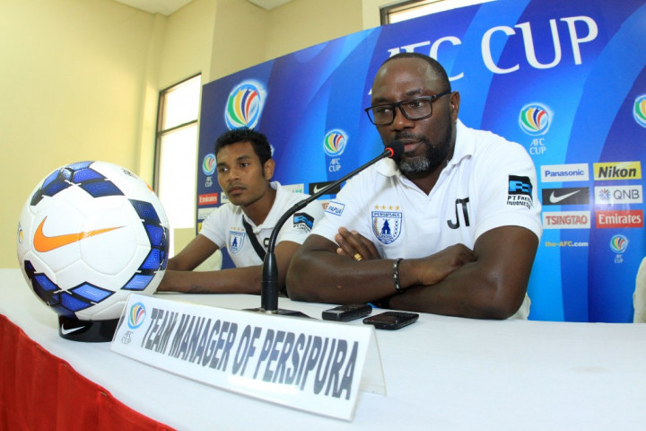 Terkait Pengunduran Diri Jacksen, Manajemen Persipura Gelar Rapat