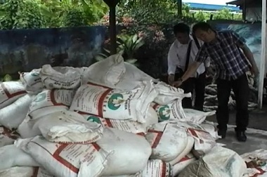 Polsek Pontianak Utara Amankan 7,5 Ton Pupuk Oplosan