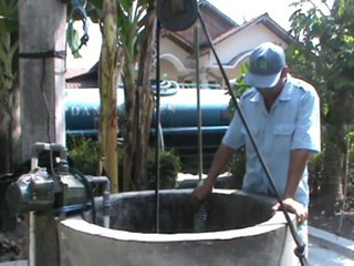 Yono Tewas saat Menolong Pamannya dalam Sumur