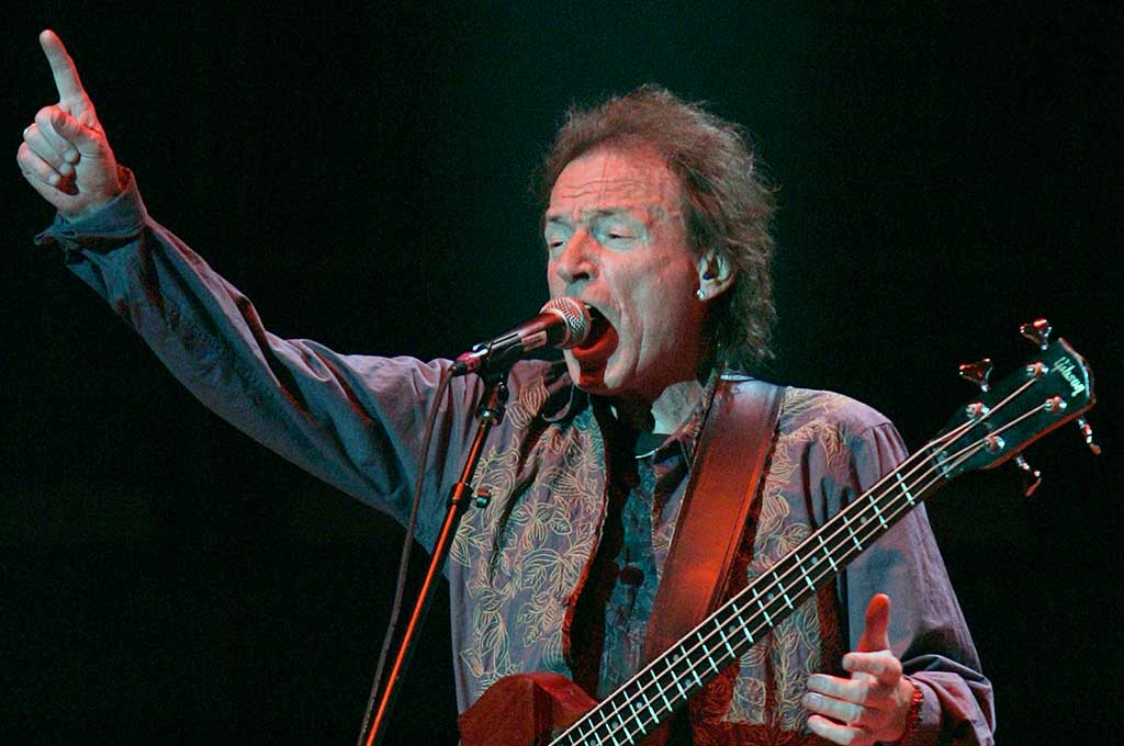 Bassis Cream Jack Bruce Meninggal Dunia