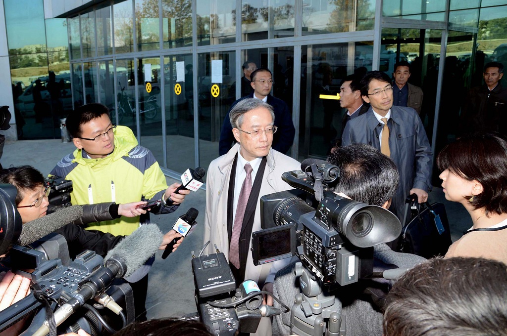 Pemimpin delegasi Jepang Junichi Ihara tiba di Pyongyang, Korut, untuk merundingkan masalah penculikan warga Jepang oleh Korut di era 70 dan 80-an - AFP/KCNA /KNS
