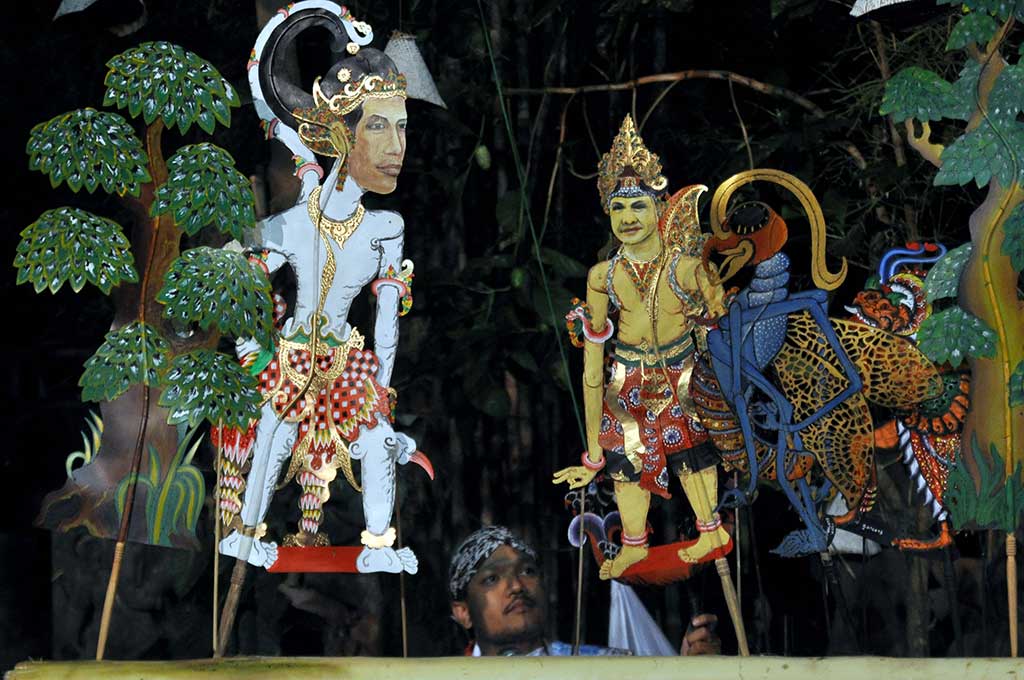 Pementasan Wayang Jokowi dan Ganjar
