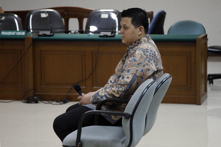 Suap Bupati Biak Numfor, Teddy Renyut Divonis 3,5 Tahun Penjara