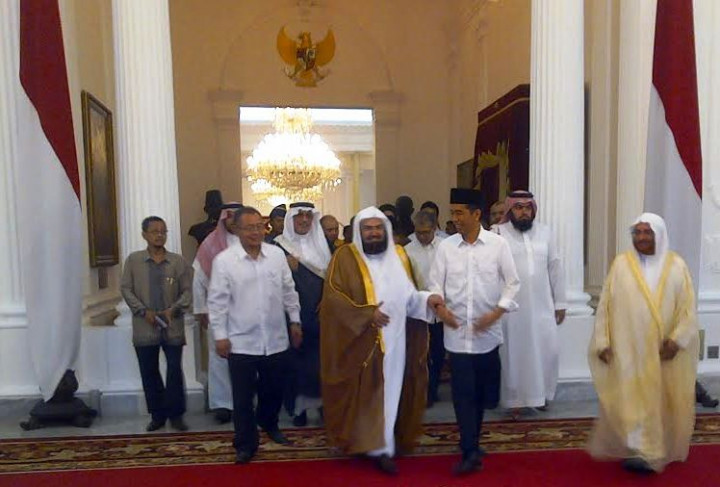  Jokowi-JK Salat Jumat Bersama Imam Besar Masjidil Haram 