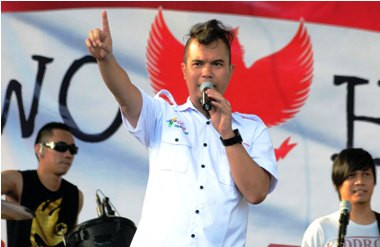 Selain Bikin Kementerian, Ahmad Dhani Akan Bentuk Komisi Pemberantas Pembajakan 