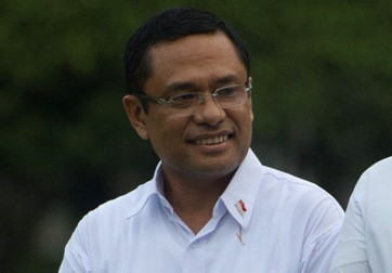 Menperin Saleh Husin Datangi Kediaman Amien Rais