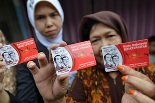 600 Keluarga Jakarta Hari Ini akan Dapat Tiga Kartu Sakti Jokowi 