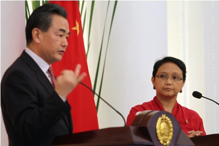 Menlu RI: Wanita yang Tewas Bersama Sumarti Juga WNI  