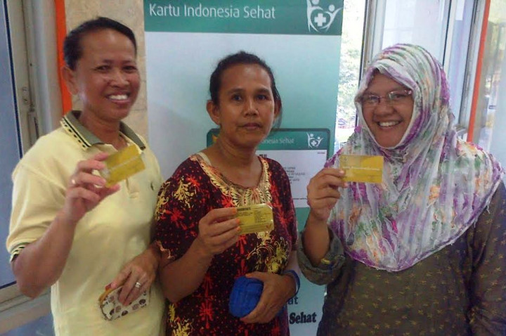 Tak Ada Loket KIP & KIS di Kantor Pos Besar, Ratusan Warga <i>Kecele</i>