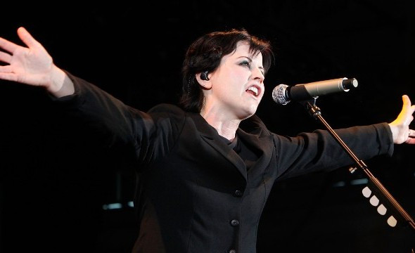 Vokalis The Cranberries, Dolores O Riordan (Foto:CNN)