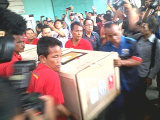 Jenazah Sumarti dan Seneng Tiba di Tanah Air dalam Senyap