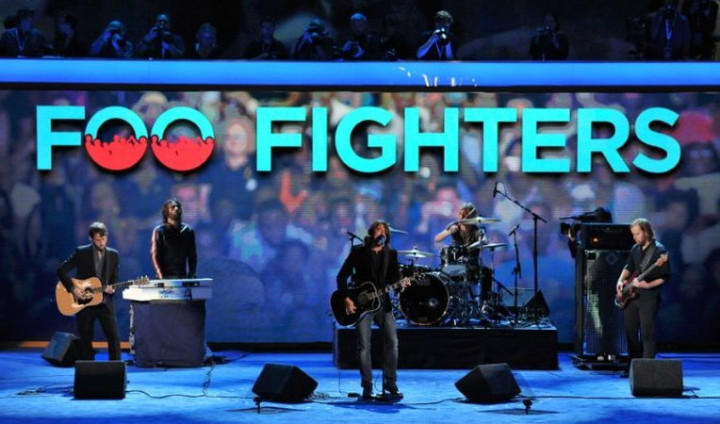 Foo Fighters: Album Baru U2 seperti Kentut