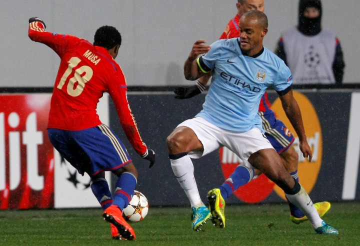 Jumpa Wales, Kompany Absen