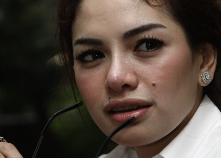 Belum Sah Cerai, Nikita Mirzani Sudah Tak Sabar Cari Cowok Bule