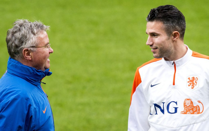Van Persie: Kami Tidak Ingin Kehilangan Hiddink
