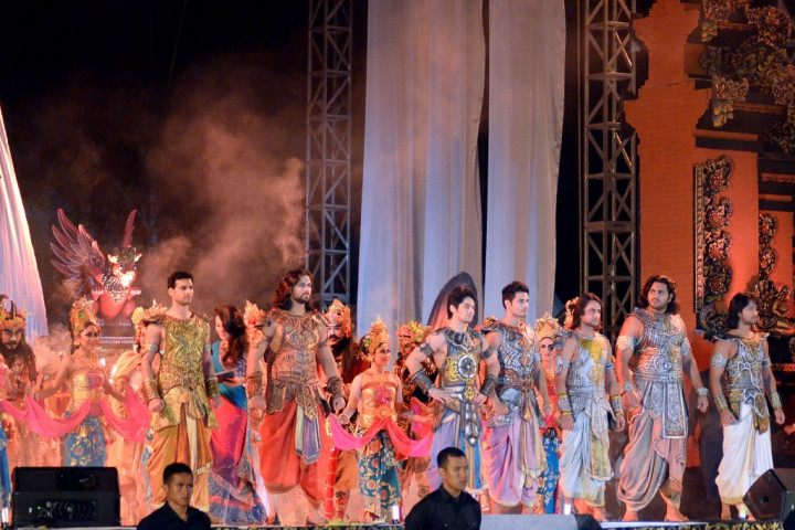 5 Pemeran Mahabharata Menetap di Indonesia 