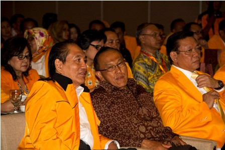 Ical Pertanyakan Dasar Hukum Jokowi Naikkan Harga BBM Bersubsidi