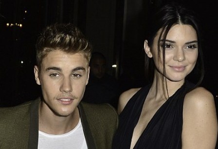 Kendall Jenner Bantah Pacari Justin Bieber