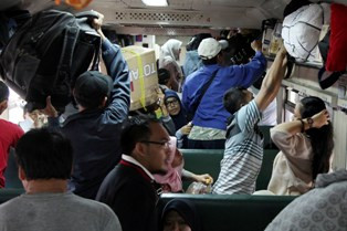 Siap-siap, Tarif Angkutan Kereta Api Segera Naik