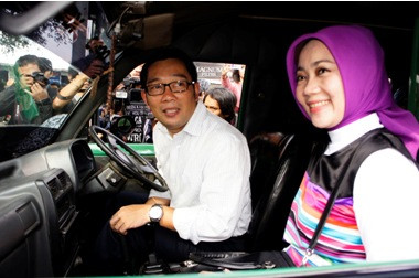 Ridwan Kamil Ancam Supir Angkot Nakal