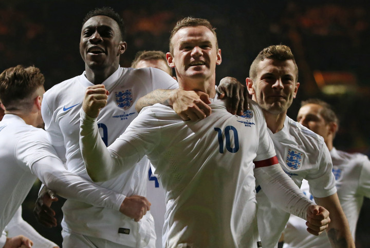 Rooney Gemilang, Inggris Lumat Skotlandia 