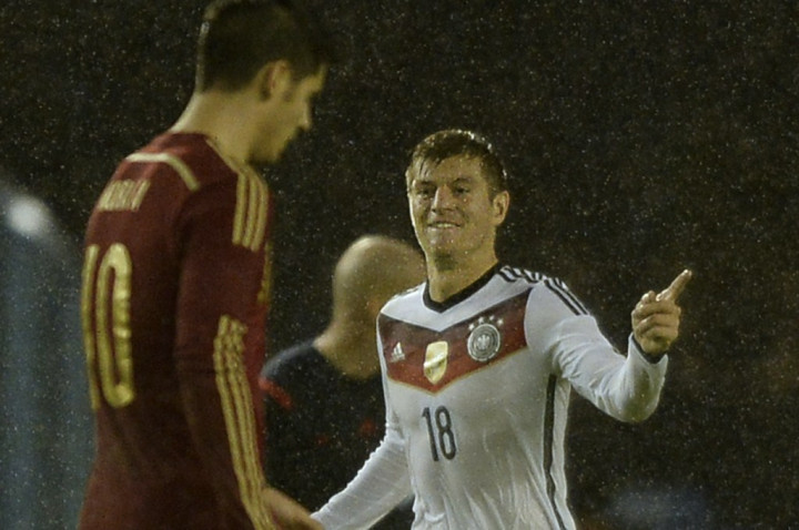 Gelandang Madrid Bantu Jerman Jinakkan Spanyol        