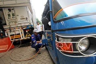 Pengamat: Jalankan Konversi BBG Pascakenaikan Harga BBM