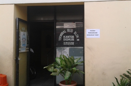 Terminal Blok M Buka Posko Pengaduan Kenaikan Tarif Angkutan