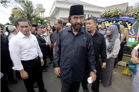 Surya Paloh Apresiasi Jokowi Menaikkan Harga BBM di Puncak Popularitas