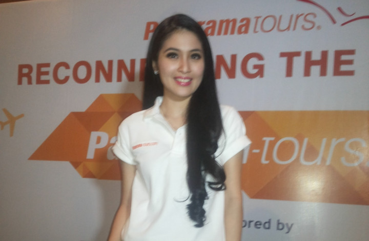 Sandra Dewi Selalu Bawa Mie Instan Kalau ke Luar Negeri