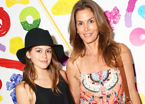 Putri Cindy Crawford Mulai Tekuni Modeling