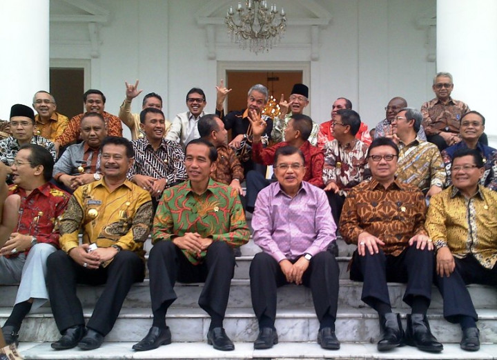 ​Perintah Tenggelamkan Kapal Pencuri Ikan, Jokowi : Saya Serius