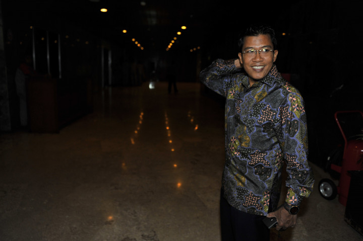 Misbakhun Ingatkan OJK Berhati-hati Soal Penjualan Bank Mutiara