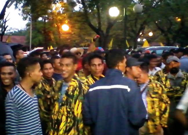 Akbar Tandjung Kecam Penyeberbuan AMPG Yorrys ke DPP Golkar