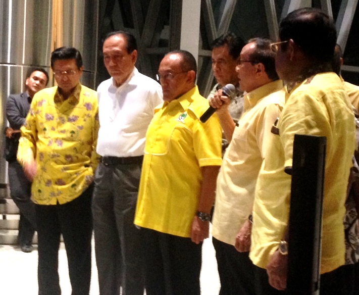 Ical: Munas Golkar Tak Perlu Izin Polisi  