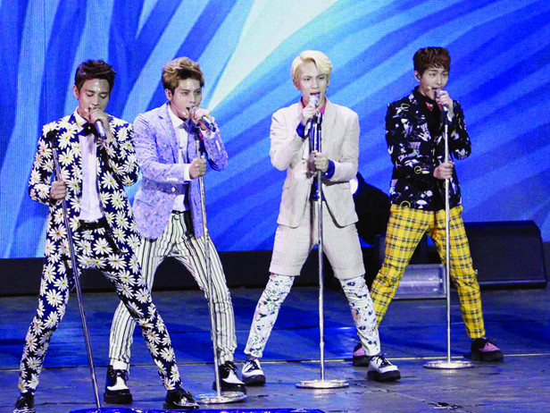 Konser 2PM Ditunda hingga Maret 2015 