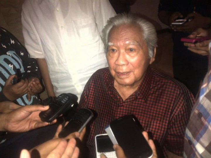 Pendiri Golkar 1000 Persen Dukung Agung Laksono Jadi Ketum Golkar