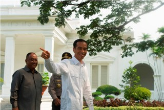 Presiden Jokowi dan Istri Terbang Ke Solo Malam Ini