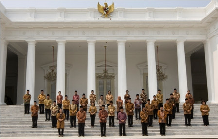 Fadli Zon Minta Presiden <i>Reshufle</i> Menteri Berkinerja Buruk