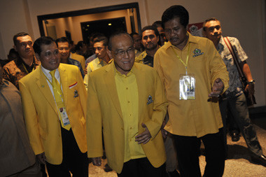 Undang KIH, Ical Sanjung Hanura