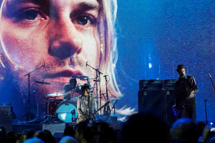 Kurt Cobain 'Restui' Dave Grohl Dirikan Foo Fighters
