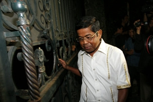 Golkar Bakal Ganti Anggota DPR yang Dipecat