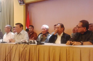 Pendiri Golkar Dukung Munas Januari 2015