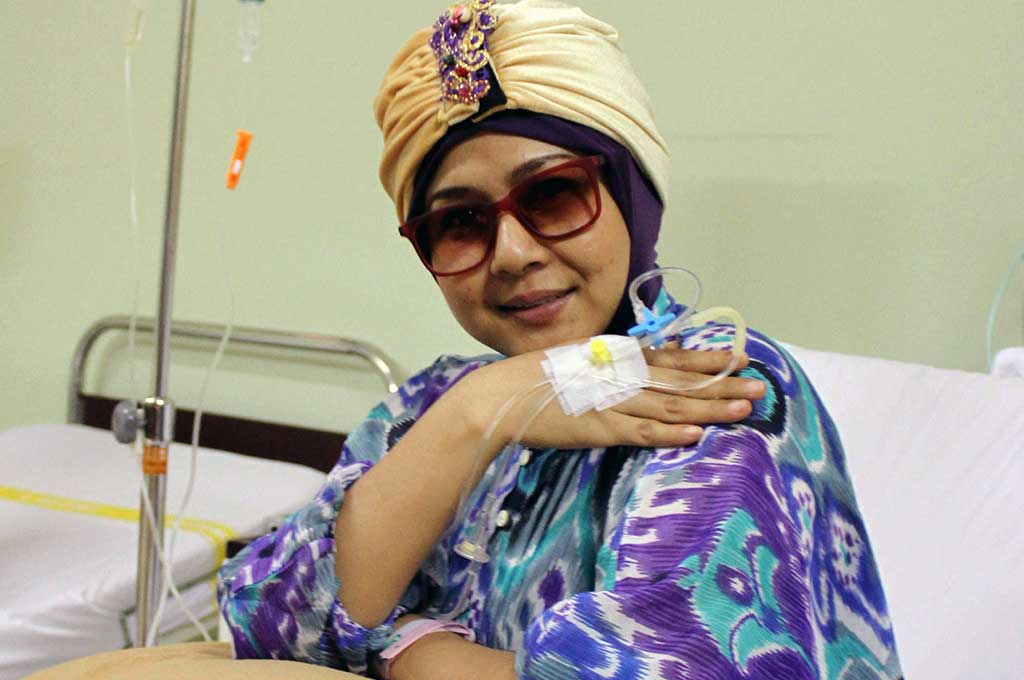 Ria Irawan Jalani Kemoterapi