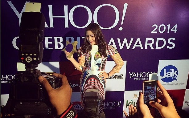 Menang Yahoo Celebrity Awards, Pembuktian Prilly Latuconsina