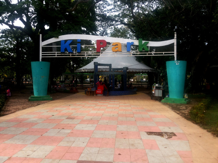 Pelesir ke Kambang Iwak di Palembang