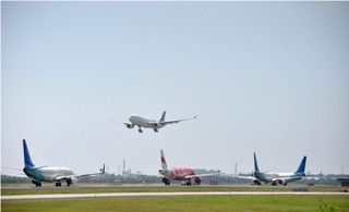 Cuaca Buruk, Pesawat Rute Manado-Makassar Mendarat di Balikpapan