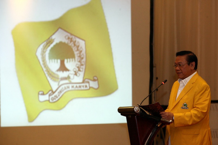 Agung <i>Kekeuh</i> Minta JK Jadi Dewan Pertimbangan Golkar 